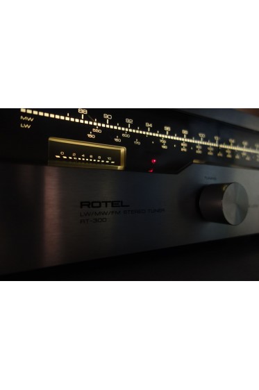 Tuner Vintage ROTEL RT-300 Stereo Tuner FM analogique NFB Phase lock - révisé