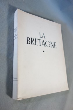 Pierre LELIEVRE. LA BRETAGNE - Photos en noir et blanc - Nathan merveilles de France